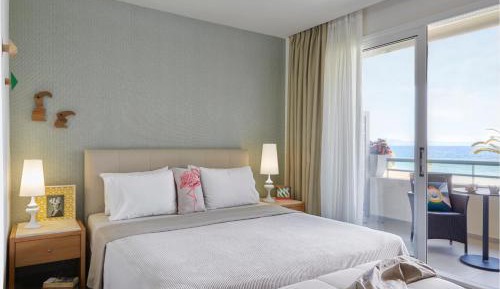 Deluxe Double Room with Sea View