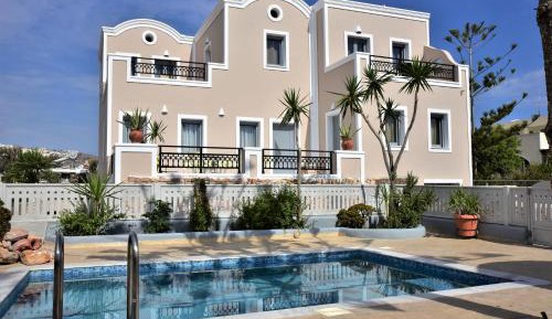 Four Bedroom Villa with Private Pool