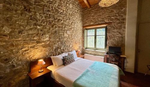 Quadruple Room with Mountain View