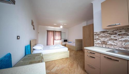 Triple Studio with Balcony and Sea View