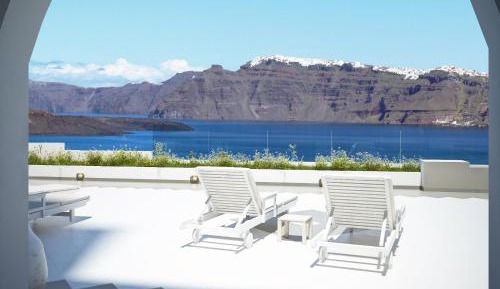 Superior Room with Caldera View and Private Terrace