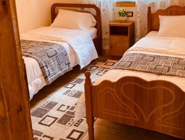 Standard Twin Room with Shared Bathroom