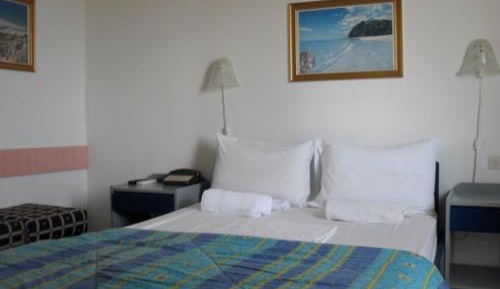 Studio (2 Adults)