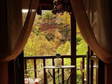 Double Room with Balcony and Sea View