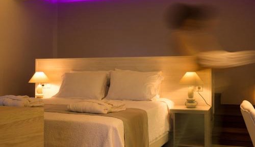 Deluxe Suite with Sea View and spa bath 