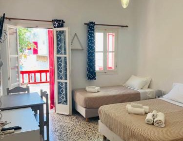 Studio with Sea View (3 Adults)
