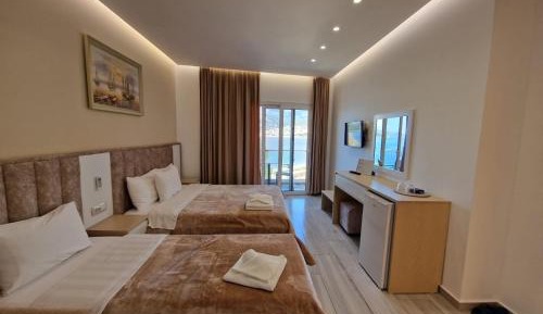 Quadruple Room with Balcony