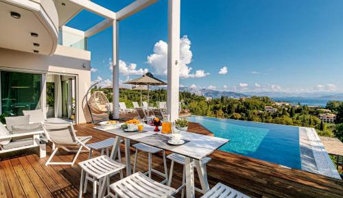 Villa with Sea View