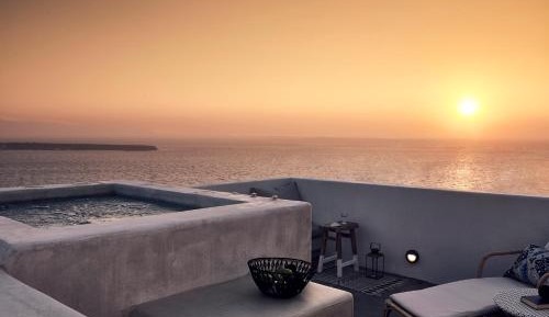 Sunset & Sea View Suite with Jacuzzi