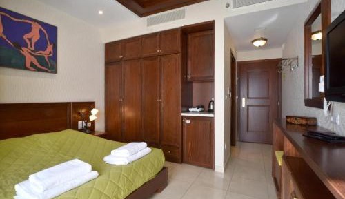 Double Room with Mountain View