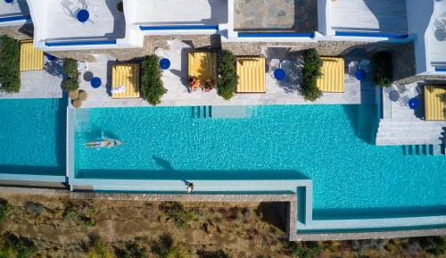 Swim Up Junior Suite 
