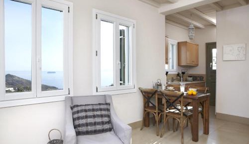 Two-Bedroom Villa with Sea View (4 Adults, 100m2)