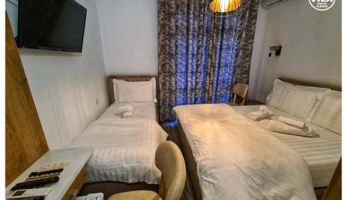 Triple Room with Balcony