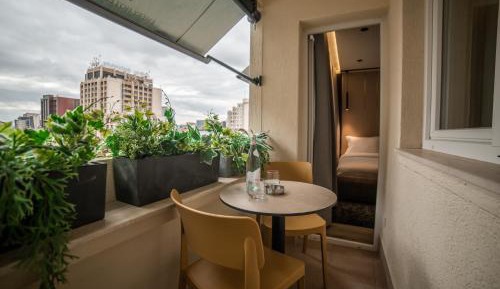 Suite with Balcony