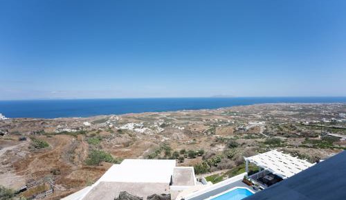 Two Bedroom Suite with Sea View - Cassiopia