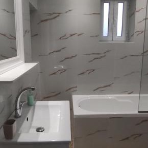 Standard Two-Bedroom Apartment - Split Level with Pool View