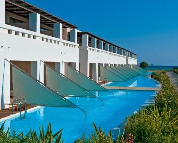 Superior Deluxe Double Room with Shared Pool