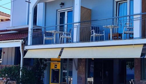 Triple Room with Balcony and Sea View