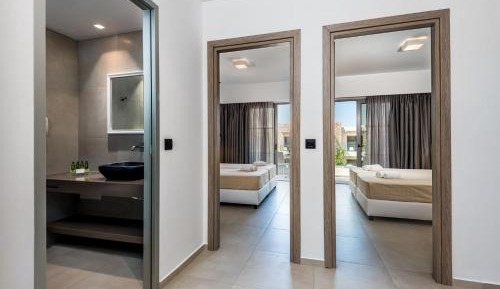 Deluxe Quadruple Room