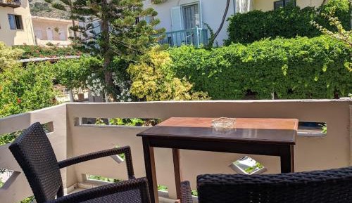 Double or Twin Room with Partial Sea View
