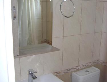 Studio (3 Adults)