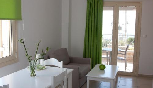 Deluxe Studio with Sea View (2 Adults) 