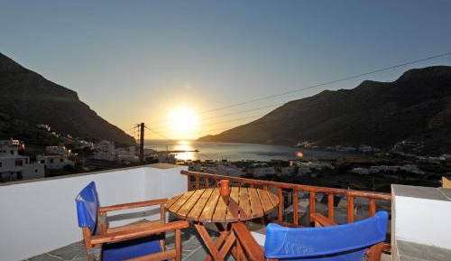 Double Room with Balcony and Sea View