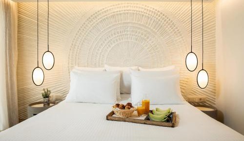 Junior Suite with Garden View