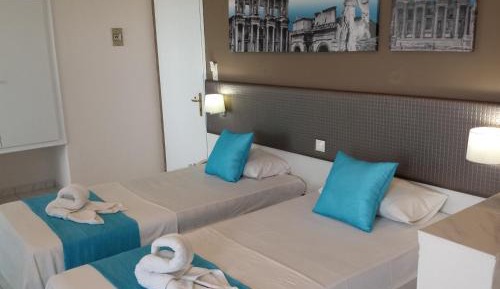 Comfort Triple Room