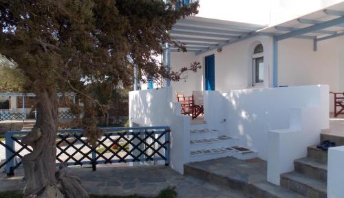 One-Bedroom Apartment with Sea View