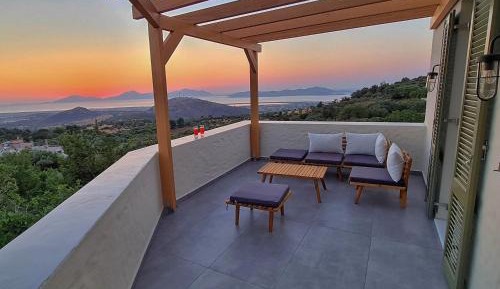 Deluxe Villa with Private Outdoor Tub and Panoramic View