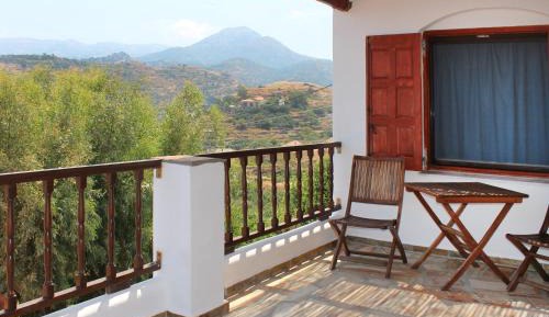 Studio with Sea View (2-3 adults)