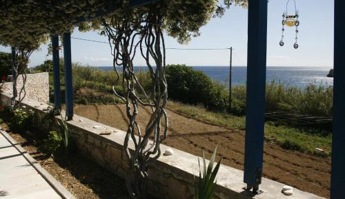 One-Bedroom Apartment with Sea View and Twin Beds