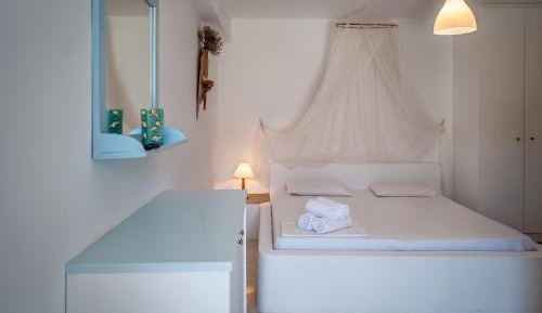 Studio  with Garden View (2 Adults)