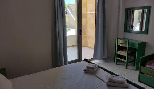 Studio with Side Sea View (2 Adults)