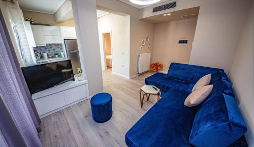 One-Bedroom Apartment with Sea View
