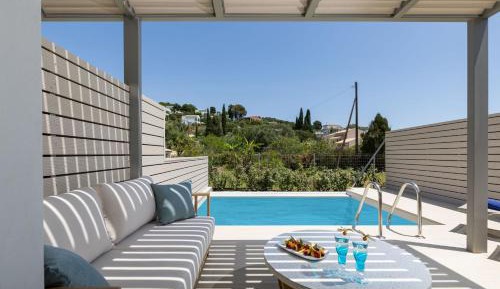 Suite with Private Pool