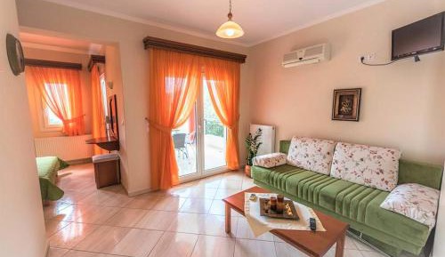 Studio Apartment with Sea View