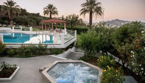 Studio with Pool View