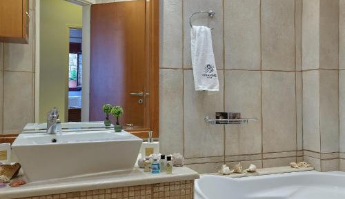 Dioni - Three-Bedroom Villa with Private Pool