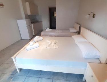 Basic Triple Room