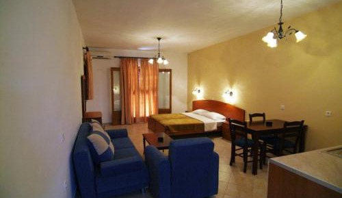 Deluxe Double or Twin Room with Pool Access