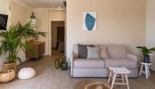 Grand Suite with Side Sea View