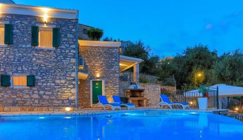 Villa with Private Pool