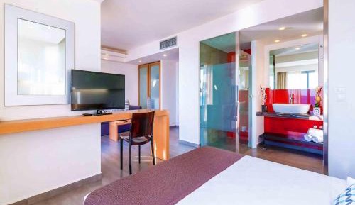 Junior Suite with Mountain View (Open-Plan)