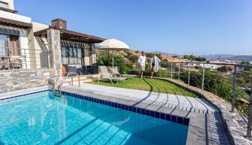 Villa With Private Pool - Oino