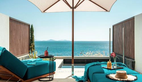Junior Suite with Private Pool