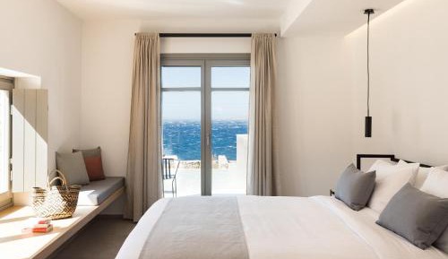 Premium Suite with Sea View and Hot Tub