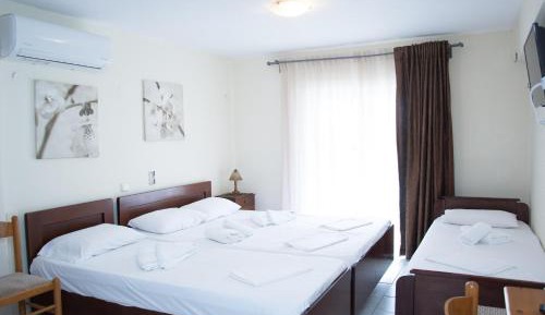 Classic Quadruple Room