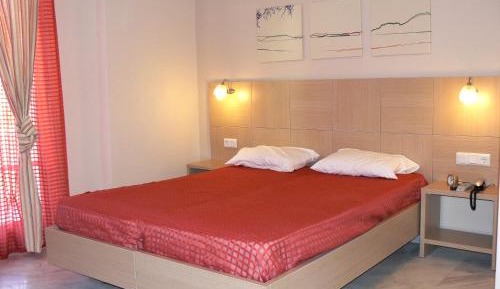 Apartment (3 Adults)